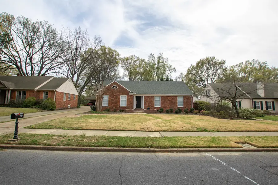 5483 BRANTFORD RD, Memphis, TN 38120 - Image #2