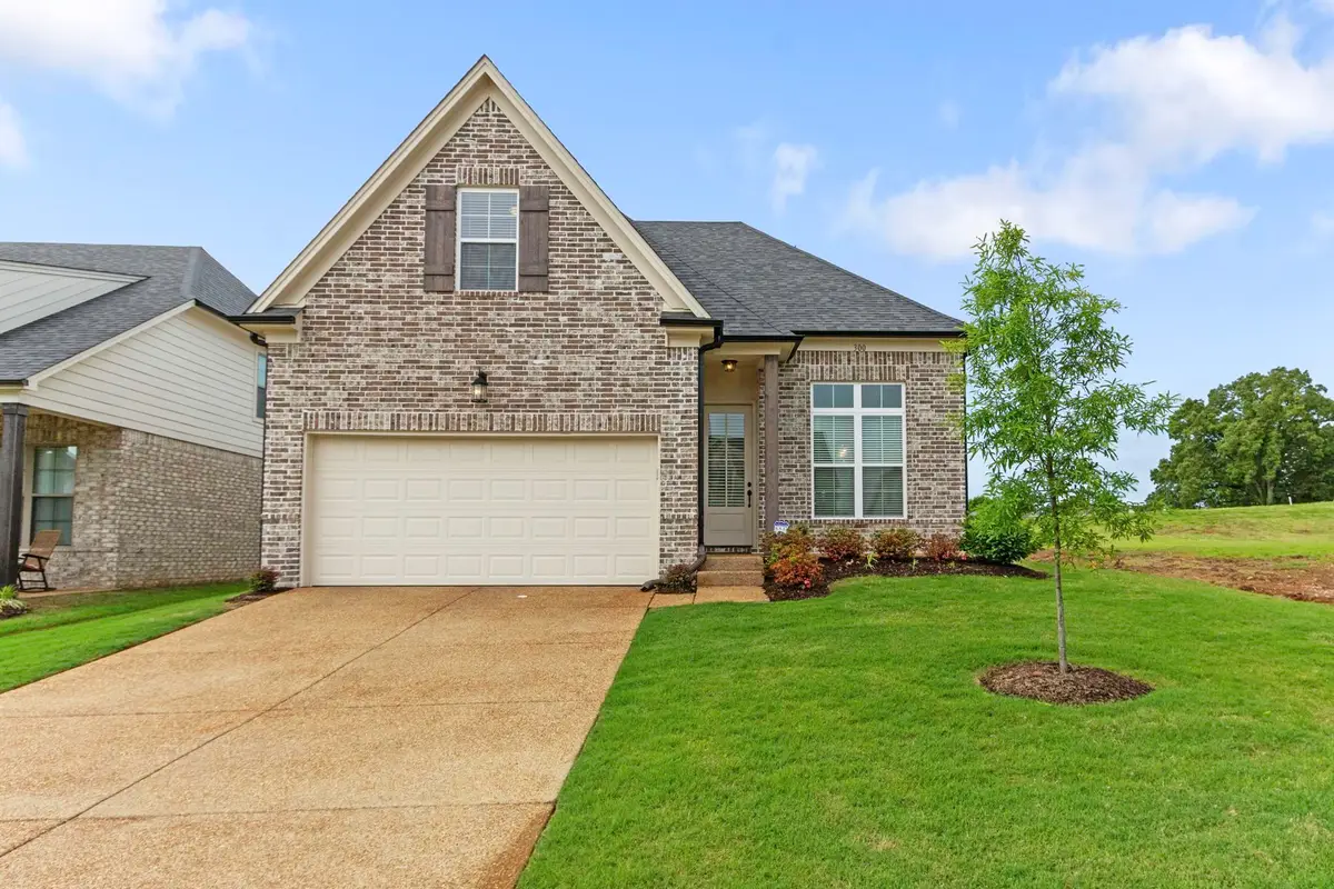 300 ST ANDREWS DR, Oakland, TN 38060 - Image #1