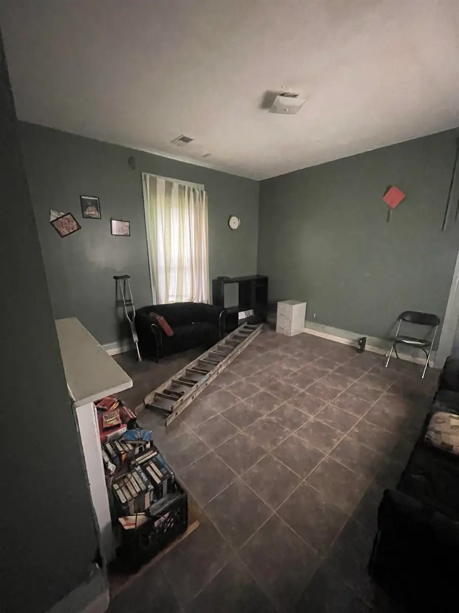 692 LOONEY AVE, Memphis, TN 38107 - Image #2