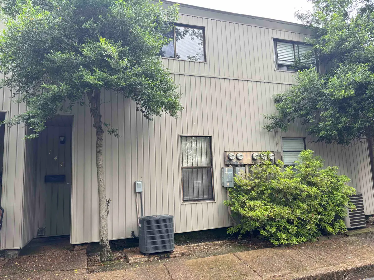 144 N AUBURNDALE ST, Memphis, TN 38104 - Image #1
