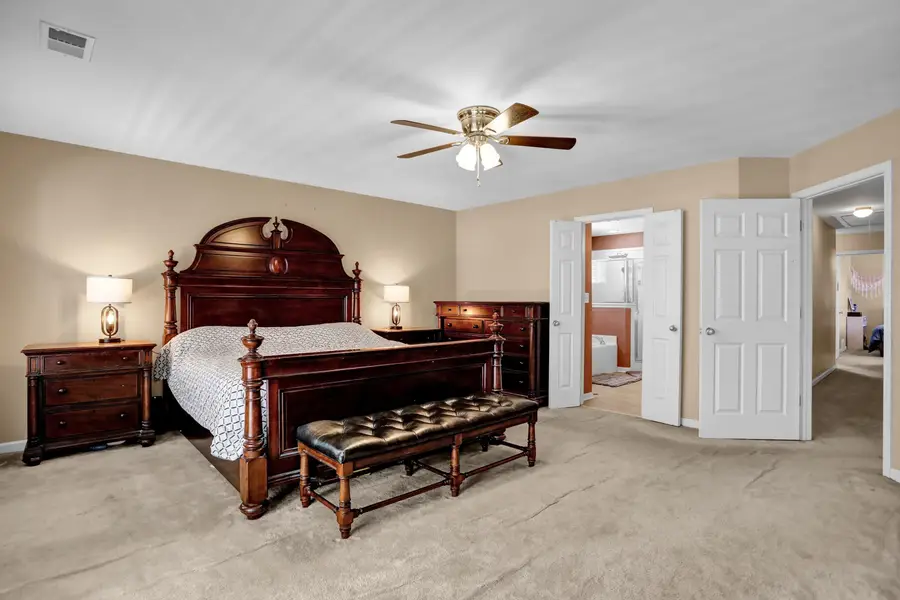 1379 ISLAND TOWN DR, Memphis, TN 38103 - Image #3