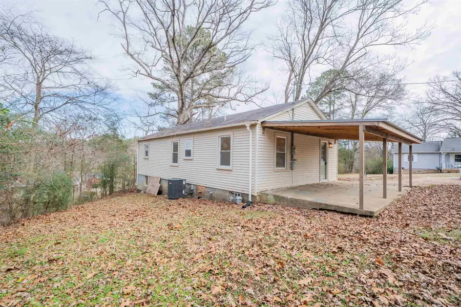 147 WESTWOOD CIR, Selmer, TN 38375 - Image #3