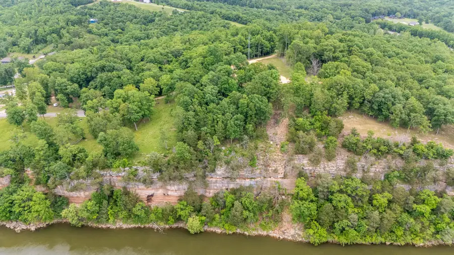 175 BRIDGEVIEW LN, Bath Springs, TN 38311 - Image #3