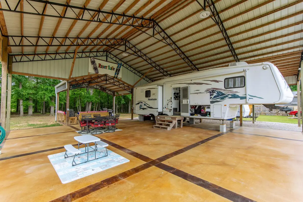 205 BYNUM TERRY WAY, Savannah, TN 38372 - Image #1