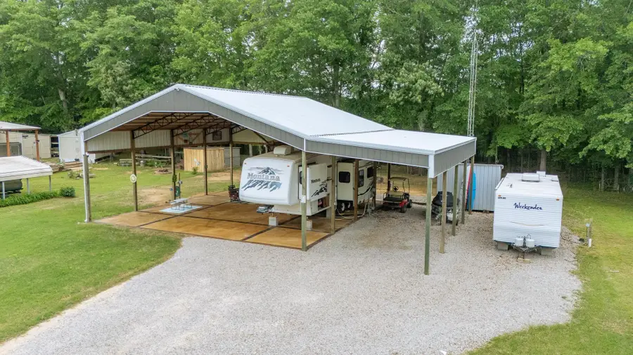 205 BYNUM TERRY WAY, Savannah, TN 38372 - Image #3