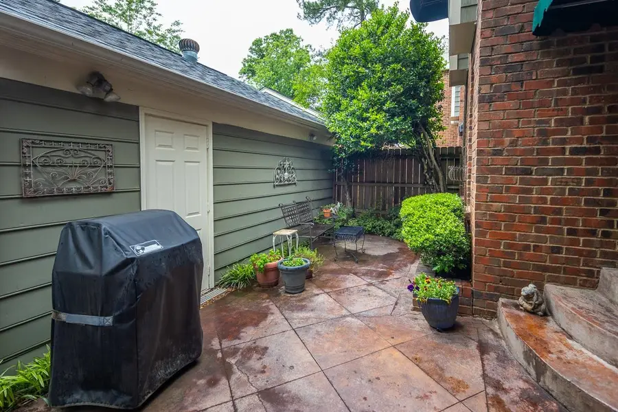 6932 MIDHURST RD, Memphis, TN 38119 - #3