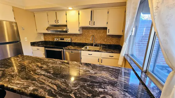 1212 BRISTOL DR, Memphis, TN 38119