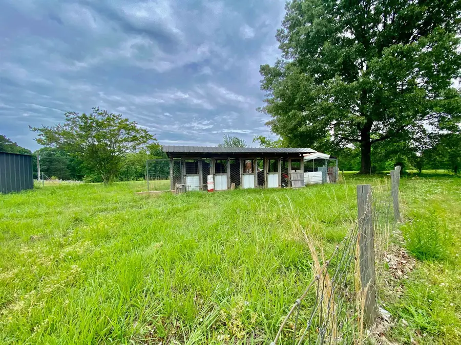 10895 18 HWY S, Bolivar, TN 38008-3633 - Image #2