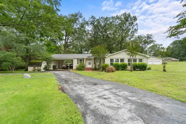 975 BUCHANAN PENINSULA ST, Cherokee, AL 35616
