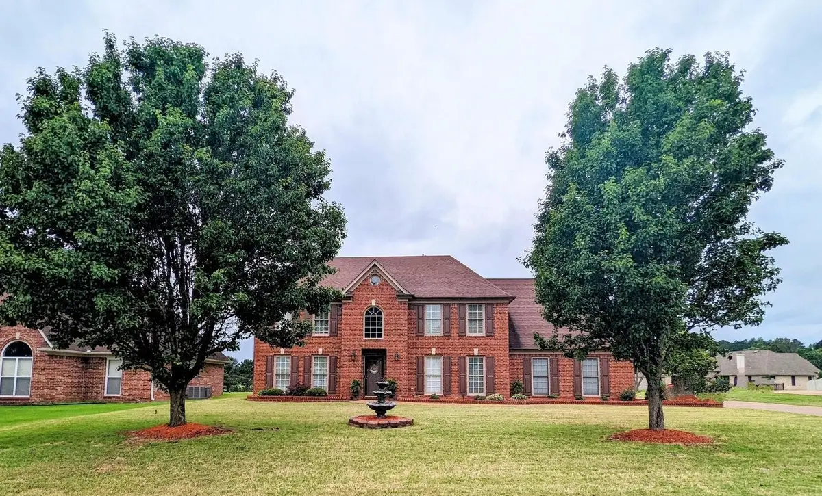 4253 LAKECREST CV, Olive Branch, MS 38654 - Image #1