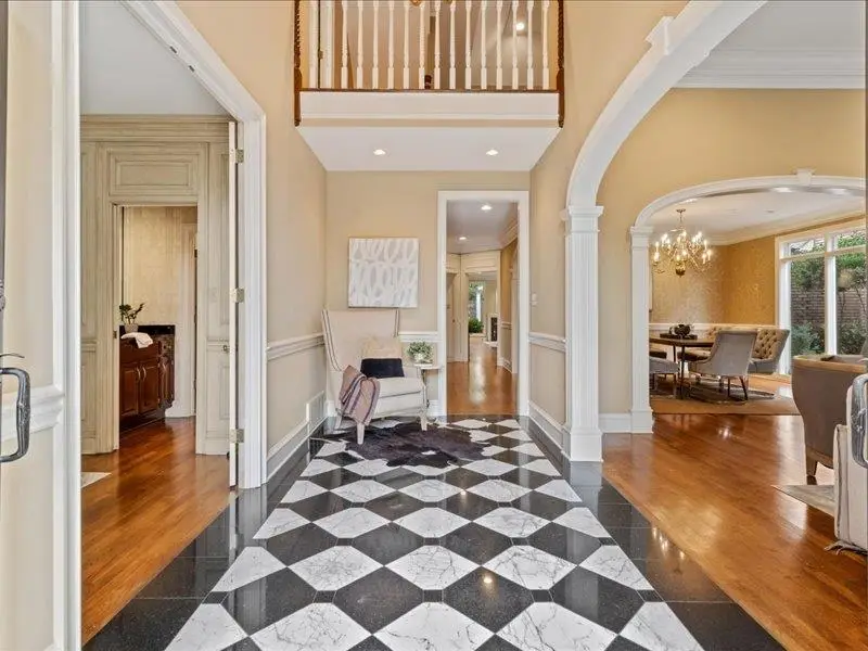 929 E RIVERWALK DR, Memphis, TN 38120 - Image #3