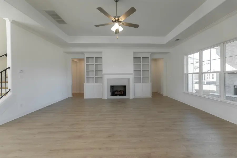 9600 GRAYS HOLLOW DR S, Cordova, TN 38018 - Image #3