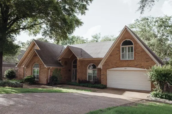 230 W POWELL RD W, Collierville, TN 38017