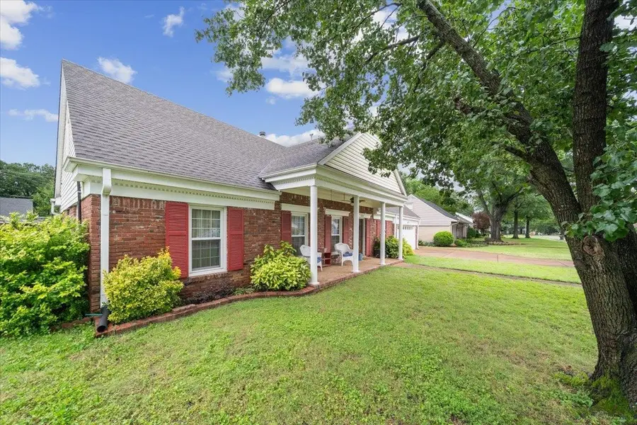 5704 ASHBRIAR AVE, Memphis, TN 38120 - Image #2