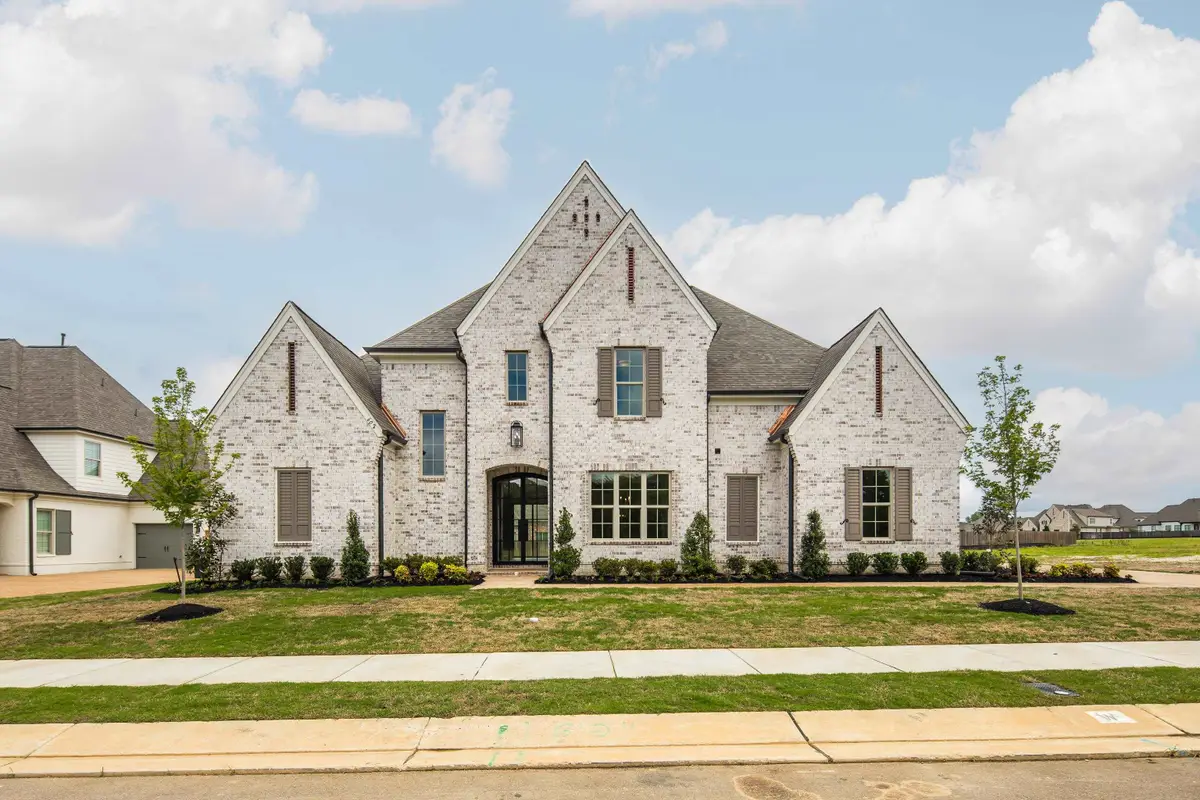 602 CEDAR SHADOWS CIR W, Collierville, TN 38017 - #1