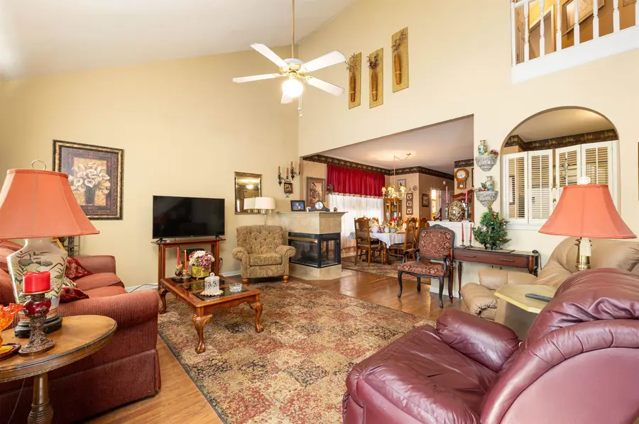 10442 KENSINGTON CIR, Collierville, TN 38017 - Image #2