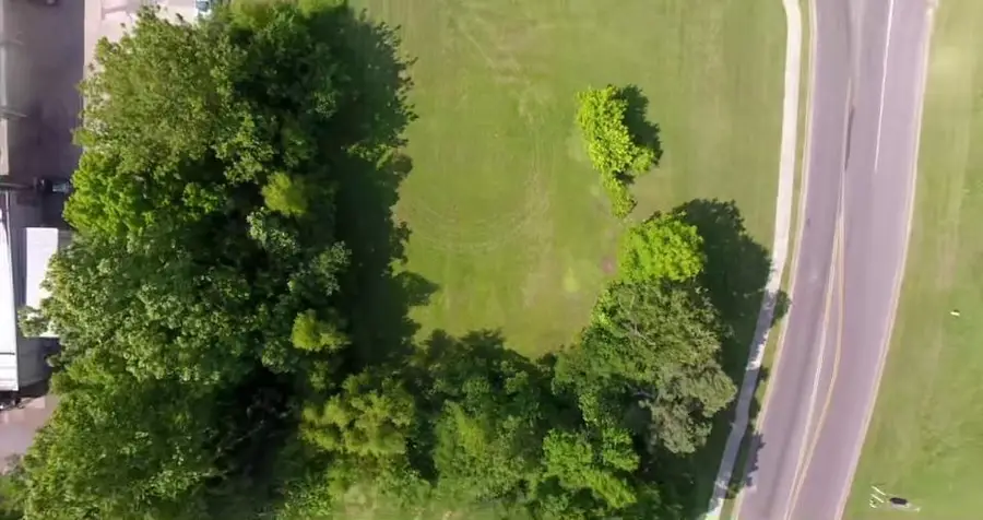 195 MUNFORD AVE, Munford, TN 38058 - Image #2