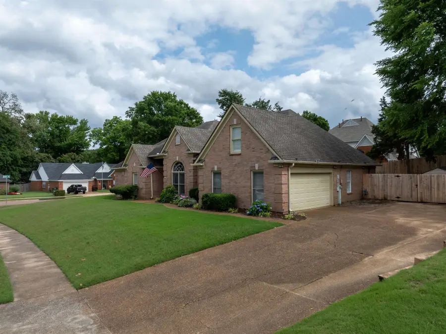 3781 ADINA DR, Bartlett, TN 38135 - Image #2