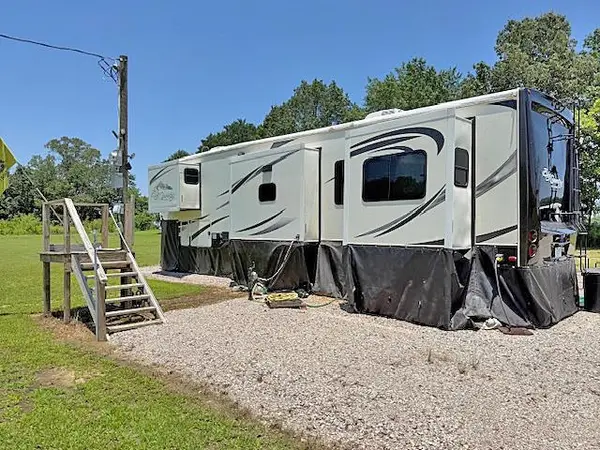 330 NASH LANDING LN, Counce, TN 38326