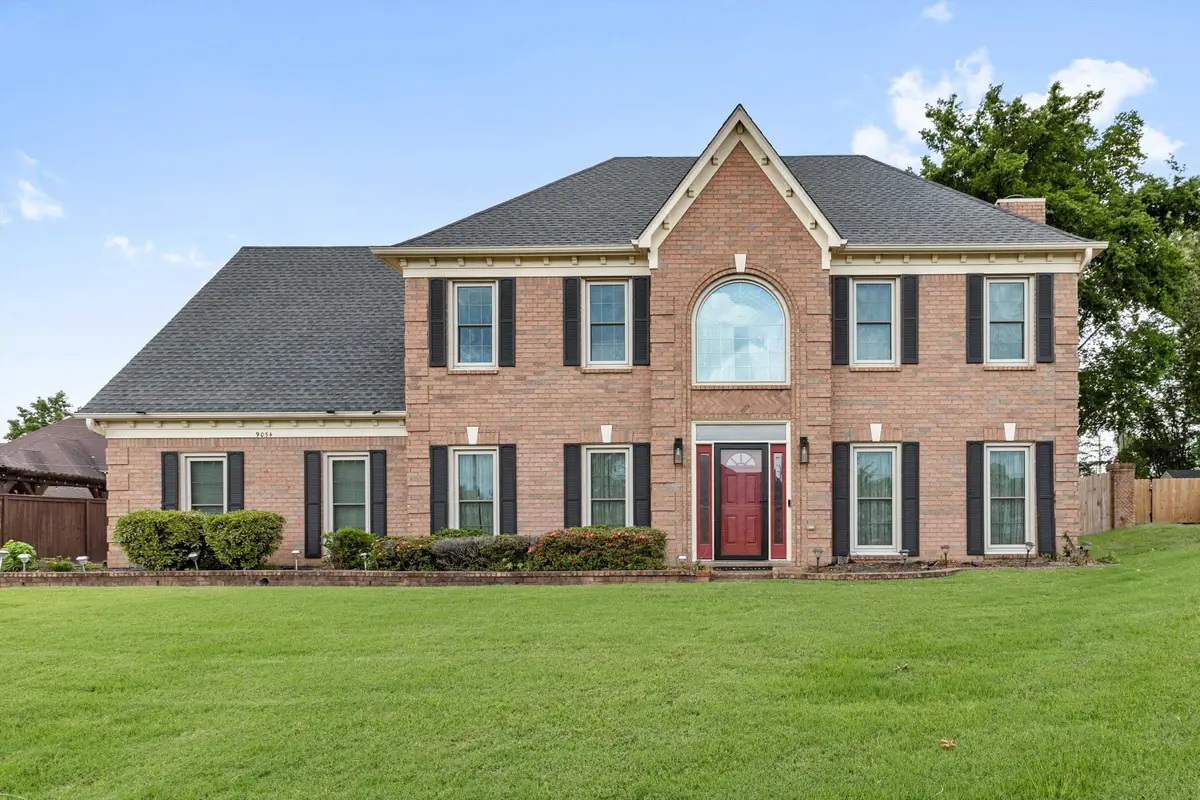 9054 CHIMNEYROCK BLVD, Cordova, TN 38016 - Image #1