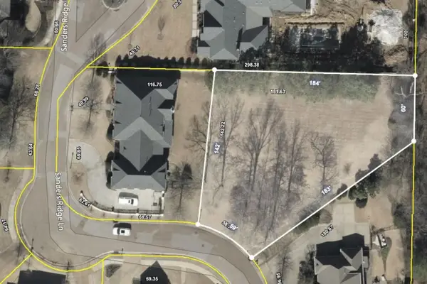 2472 SANDERS RIDGE LN, Germantown, TN 38138