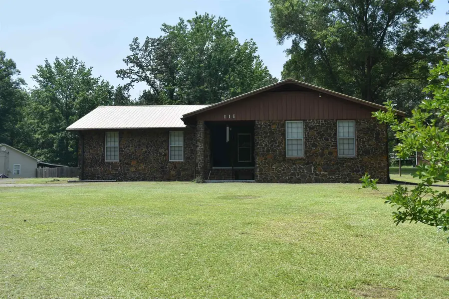 111 KISER LN, Selmer, TN 38375 - Image #3