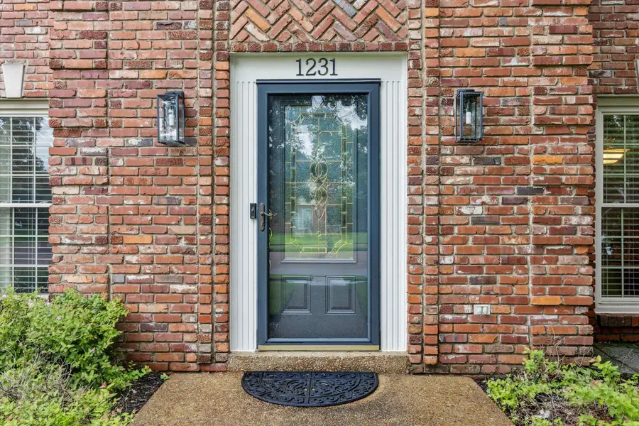 1231 PINNACLE POINT DR, Collierville, TN 38017 - Image #2