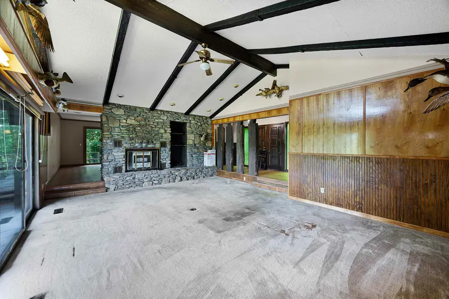 6074 HWY 438 W HWY, Linden, TN 37096 - Image #3