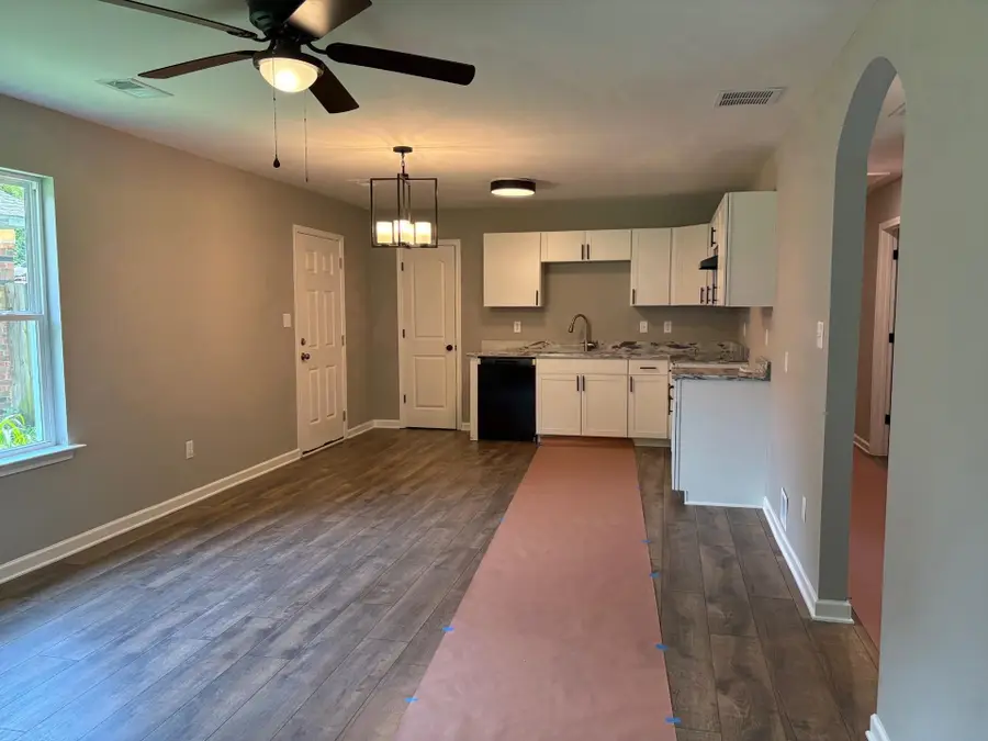 3758 LONGFELLOW RD, Memphis, TN 38108 - Image #3