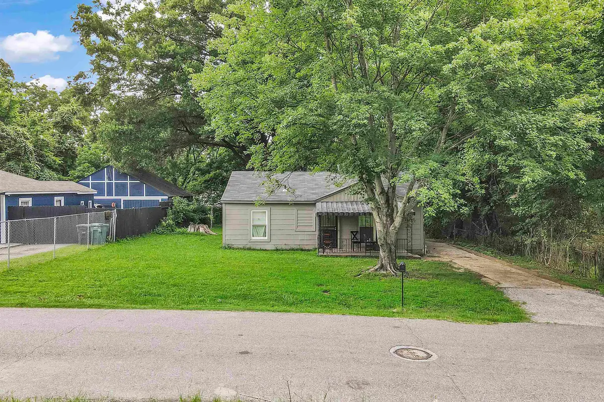 908 RESTBROOK AVE, Memphis, TN 38127 - Image #1