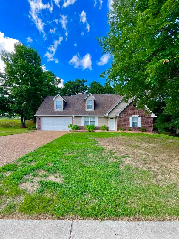 9066 VALKRIE LN, Lakeland, TN 38002