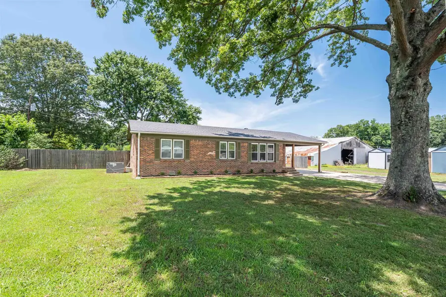 7315 HIGHWAY 18 HWY S, Hickory Valley, TN 38042-4013 - Image #2