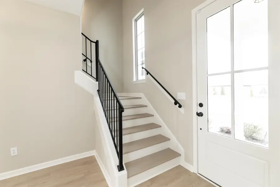 290 ST ANDREWS DR, Oakland, TN 38060 - Image #2