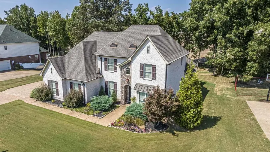 310 WOOTEN OAKS CIR, Munford, TN 38058 - Image #2
