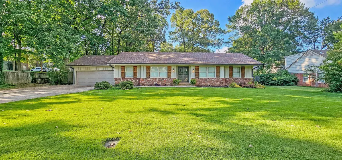 6818 GREAT OAKS RD, Germantown, TN 38138 - Image #1