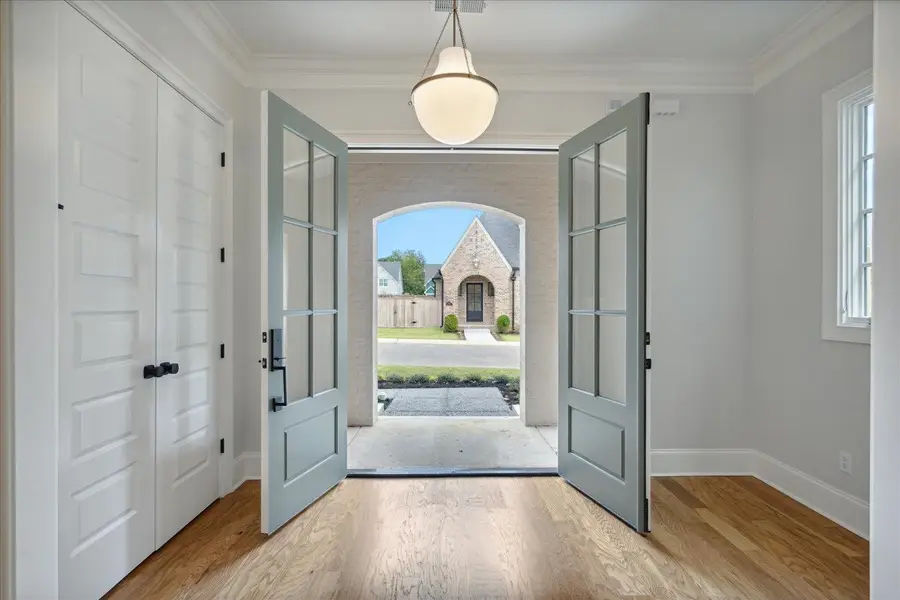 5017 HENRY HEIGHTS DR, Memphis, TN 38117 - Image #3