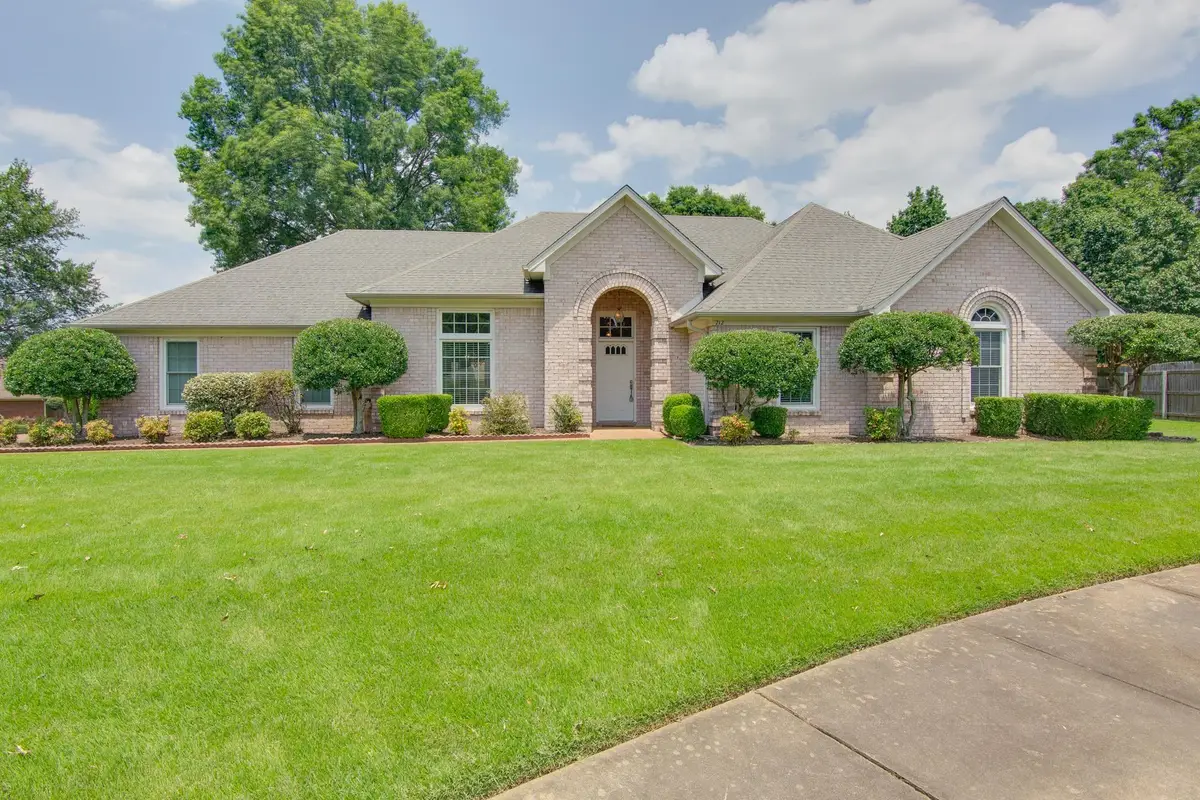 212 ANITA CV, Collierville, TN 38017 - Image #1