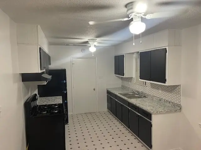 1322 SARDIS DR, Memphis, TN 38106 - Image #3