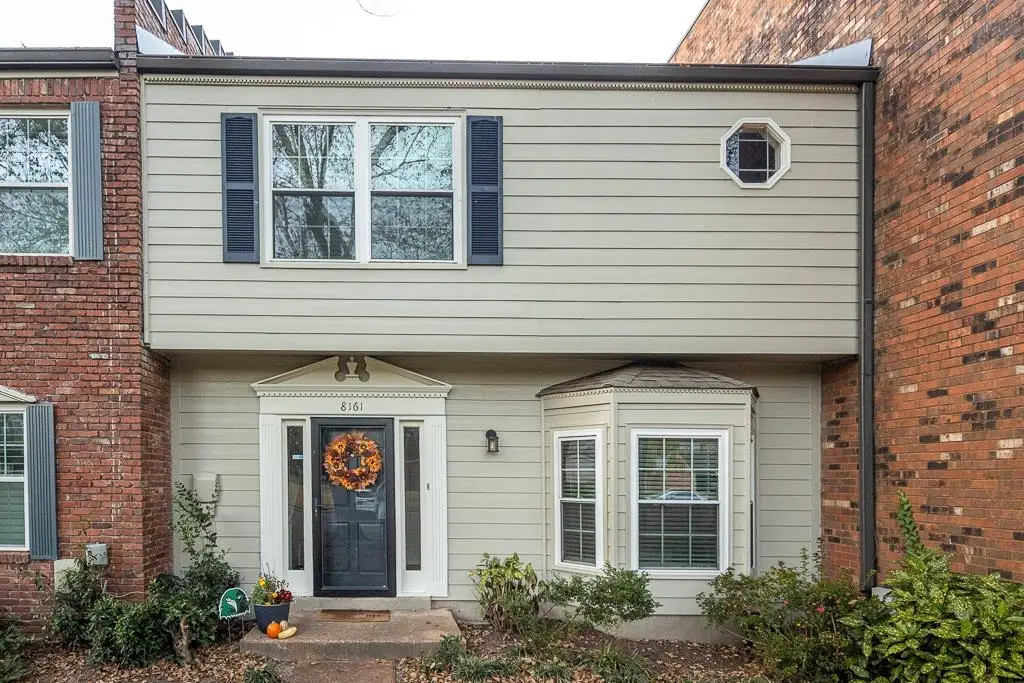 8161 HUNTERS GROVE LN, Germantown, TN 38138 - Image #1