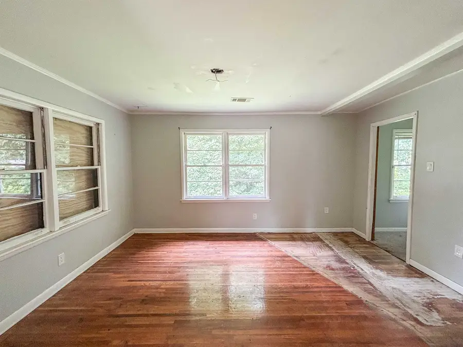 358 FIELDS AVE, Memphis, TN 38109 - Image #3