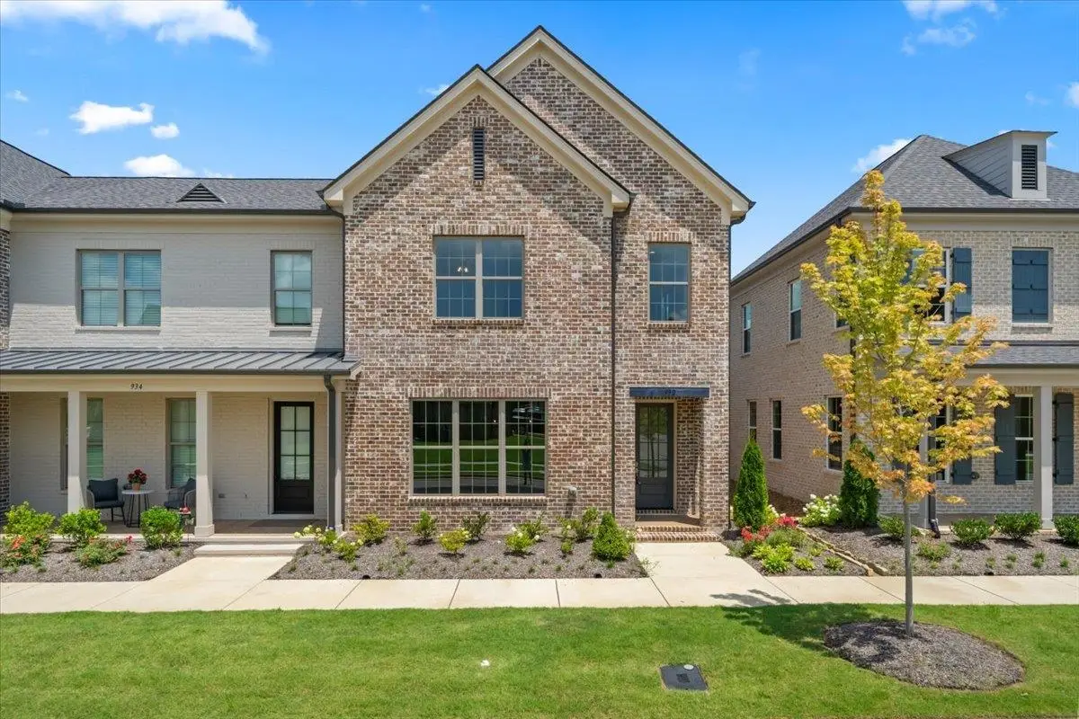 932 ALDWICK DR, Collierville, TN 38017 - Image #1