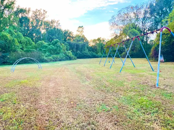 1971 FRANCISCO ST, Memphis, TN 38116