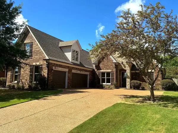 12097 BROOKS VILLAGE DR, Arlington, TN 38002