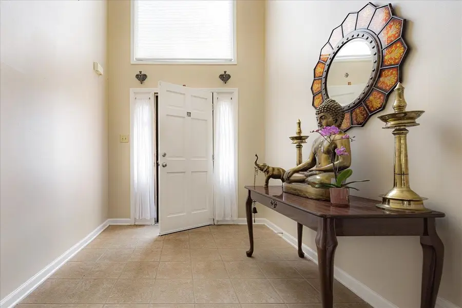 9163 ROUNDABOUT LN, Cordova, TN 38018 - Image #2