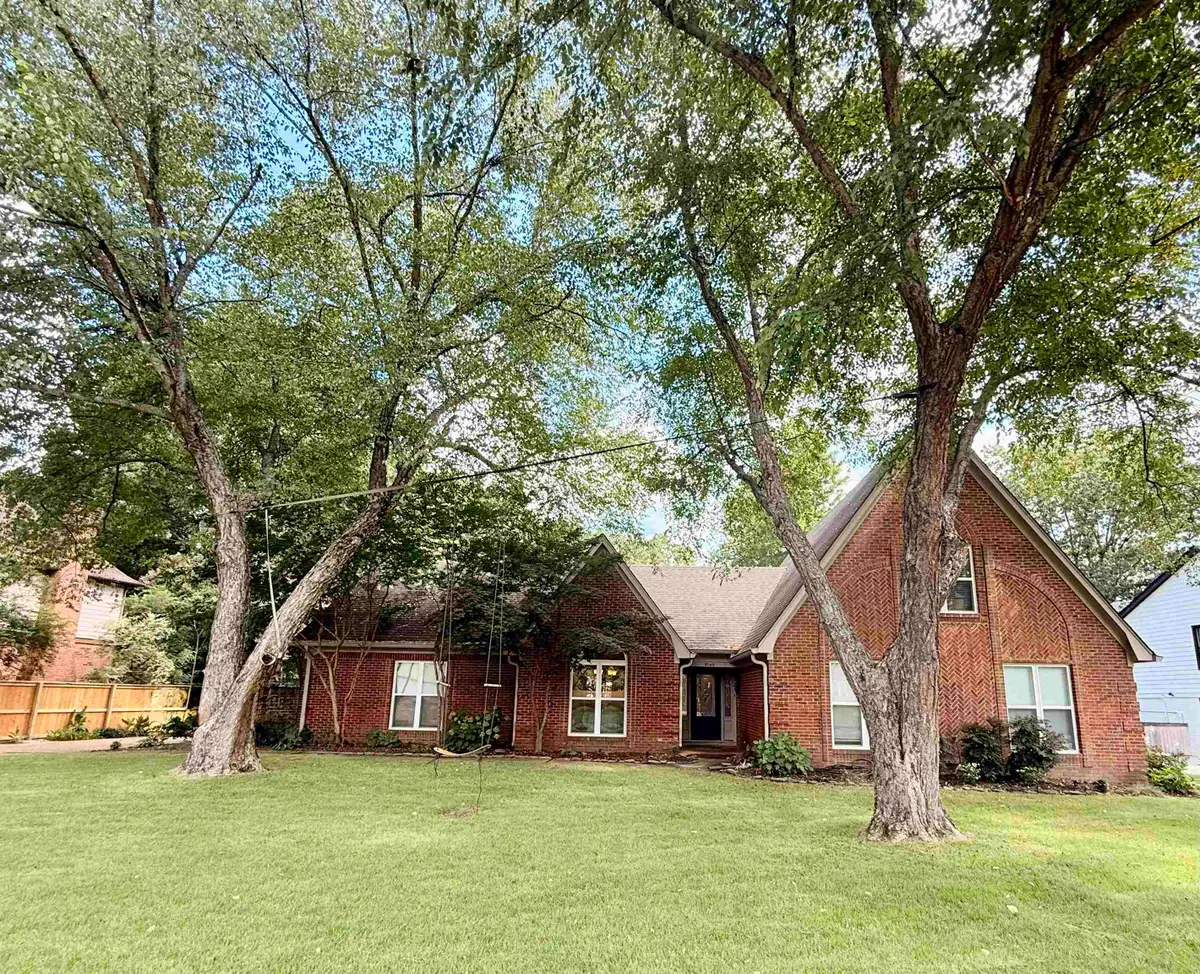 9140 FOX RIDGE RD, Germantown, TN 38139 - Image #1