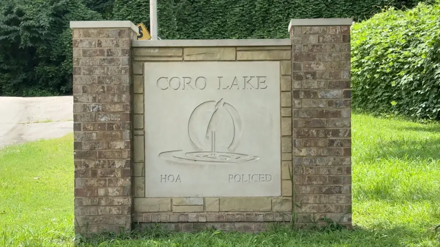 4996 E SHORE DR, Memphis, TN 38109 - Image #3