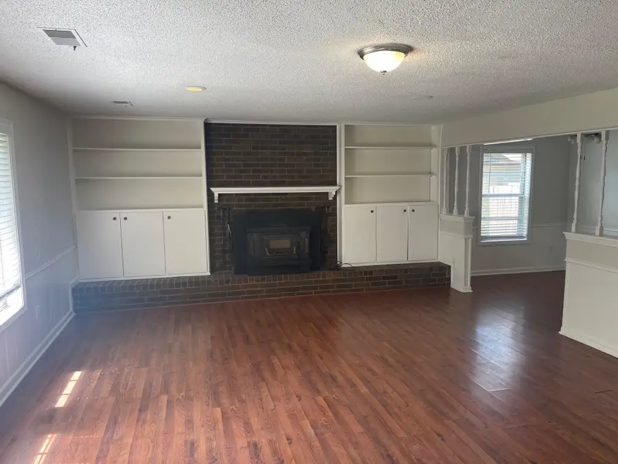 2373 W MONICA DR, Bartlett, TN 38134 - Image #2