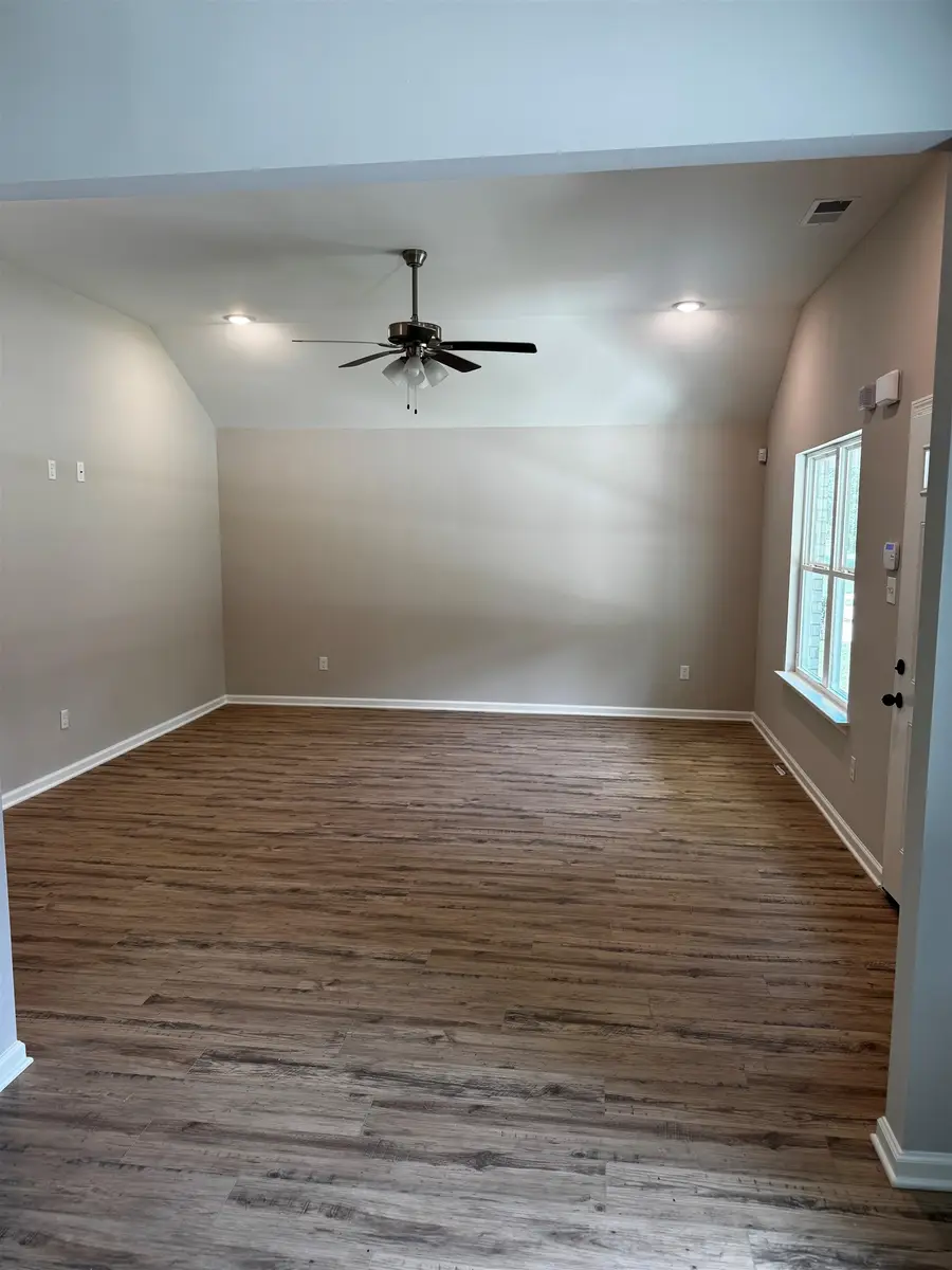 5283 ZODIAC RD, Memphis, TN 38118 - #3