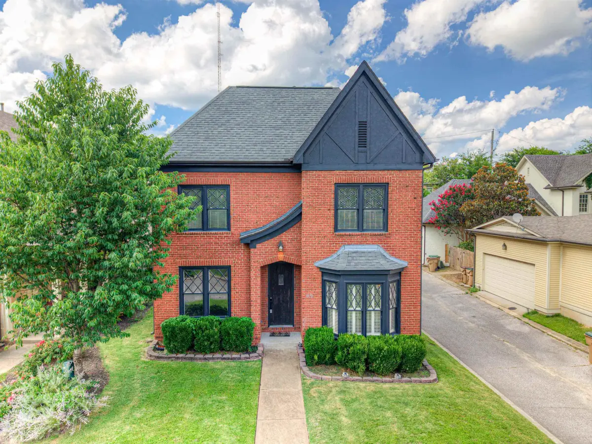 1870 PEABODY GREEN DR, Memphis, TN 38104 - #1