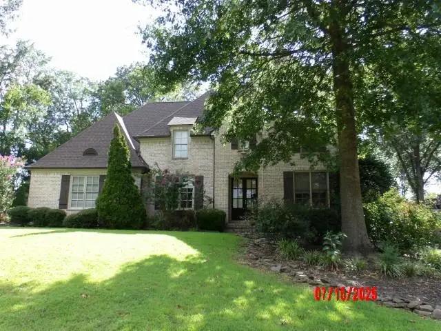 3179 STEEPLEGATE DR, Germantown, TN 38138 - Image #1